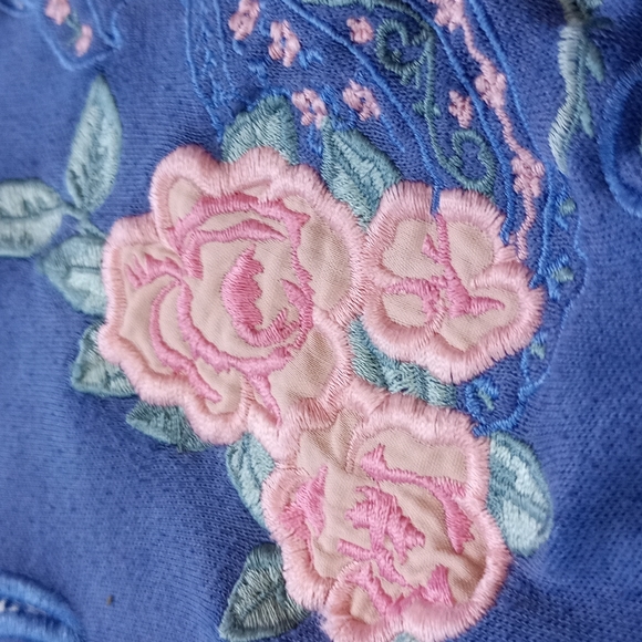 Vintage Women’s Embroidered Floral Half Sleeve Country Shirt - Picture 4 of 5